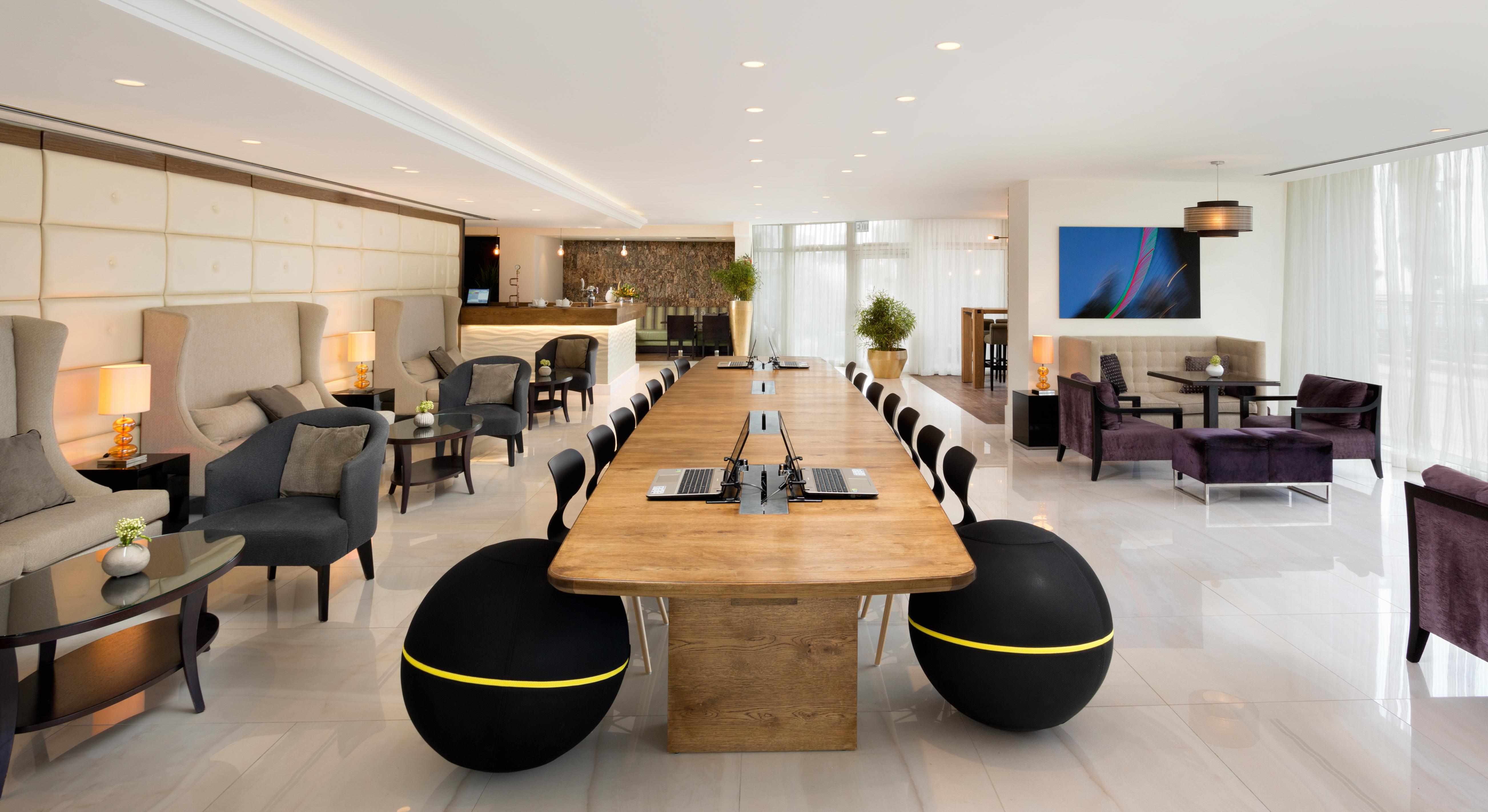 Carlton Tel Aviv Hotel - Luxury On The Beach Εξωτερικό φωτογραφία The lounge at the airport