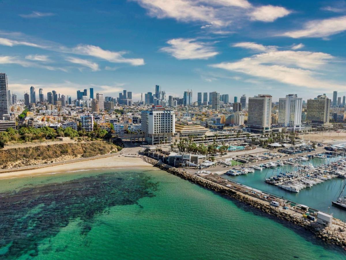 Carlton Tel Aviv Hotel - Luxury On The Beach Εξωτερικό φωτογραφία Aerial view of the marina